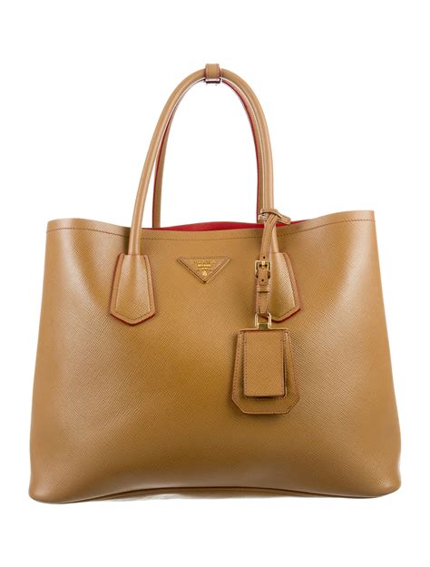 prada tote cuir double saffiano medium sturdy beige|prada saffiano lux tote small.